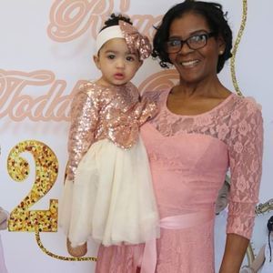 Meet your Posher, Bernistine